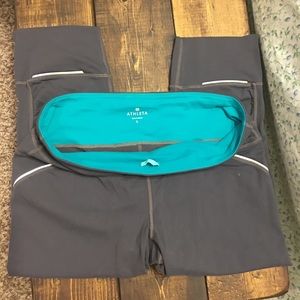 Athleta Crop Leggings